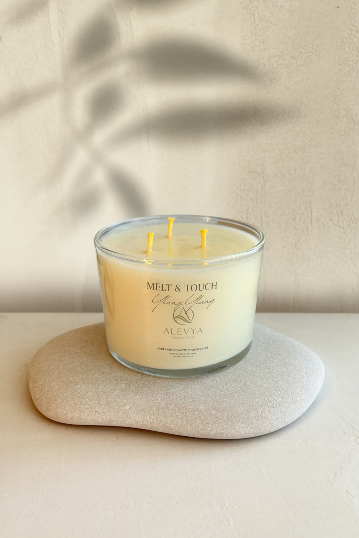 Melt & Touch Serisi - Ylang Ylang / Eridiğinde Masaj Yağına Dönüşür /%100 Doğal-Vegan İçerik/ 240 ml